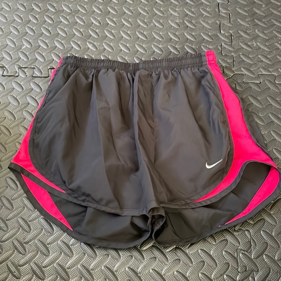 Nike Running Shorts - Picture 1 of 2